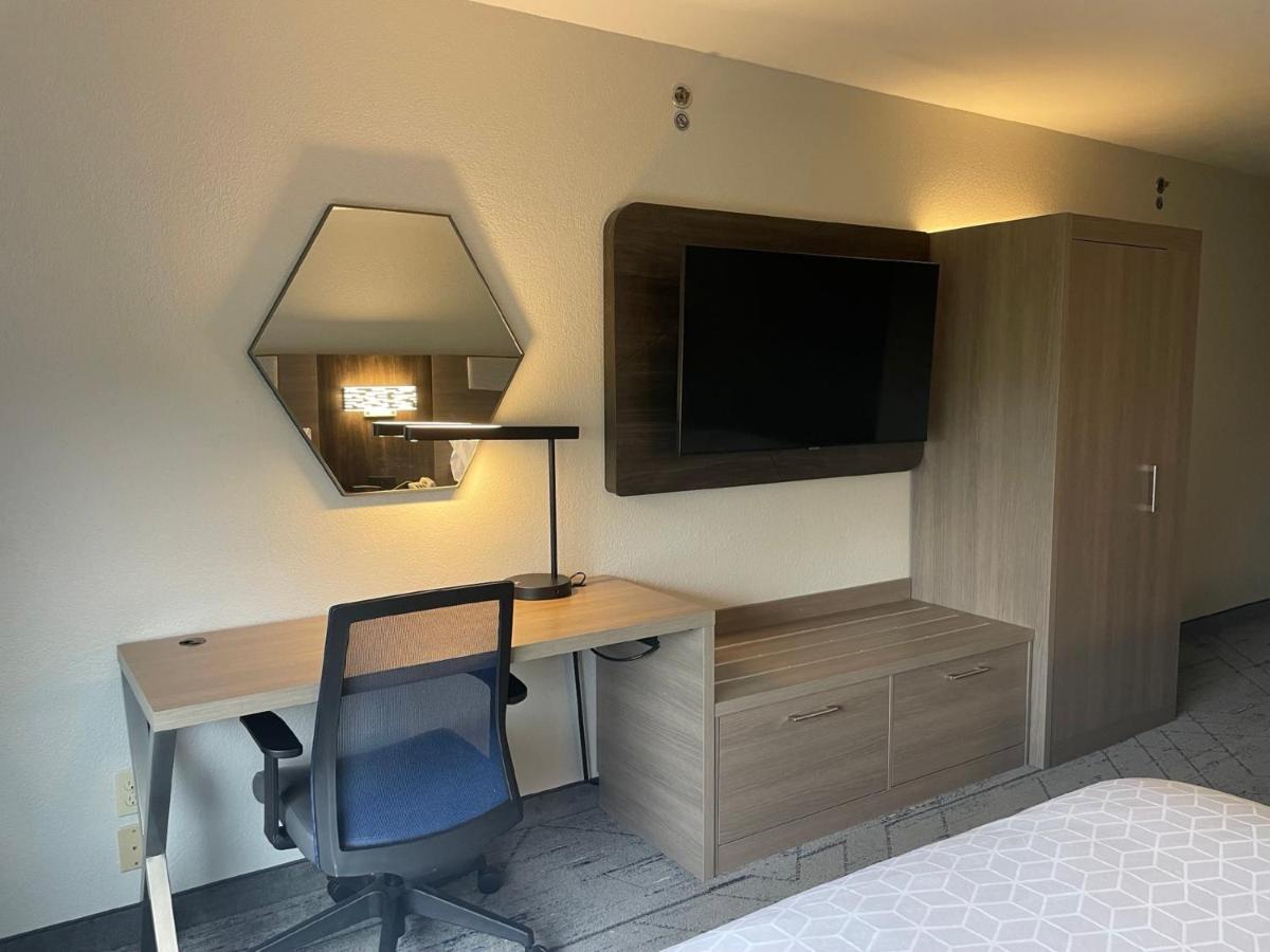 Holiday Inn Express Lapeer By Ihg Dış mekan fotoğraf